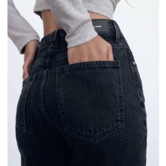 3. Zara High Rise Straight Leg Jeans - Picture 13 of 15